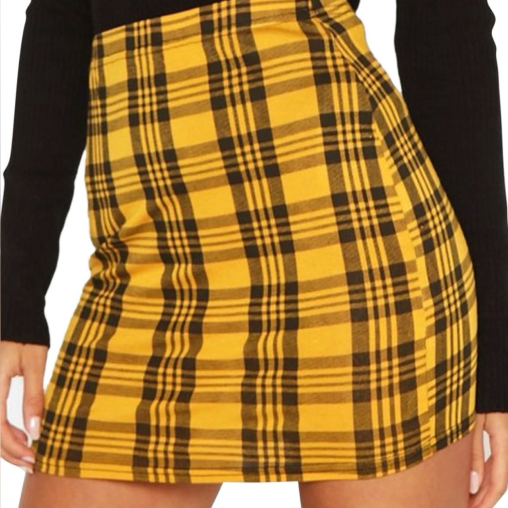 Missguided Yellow and Black Plaid Pencil Skirt
